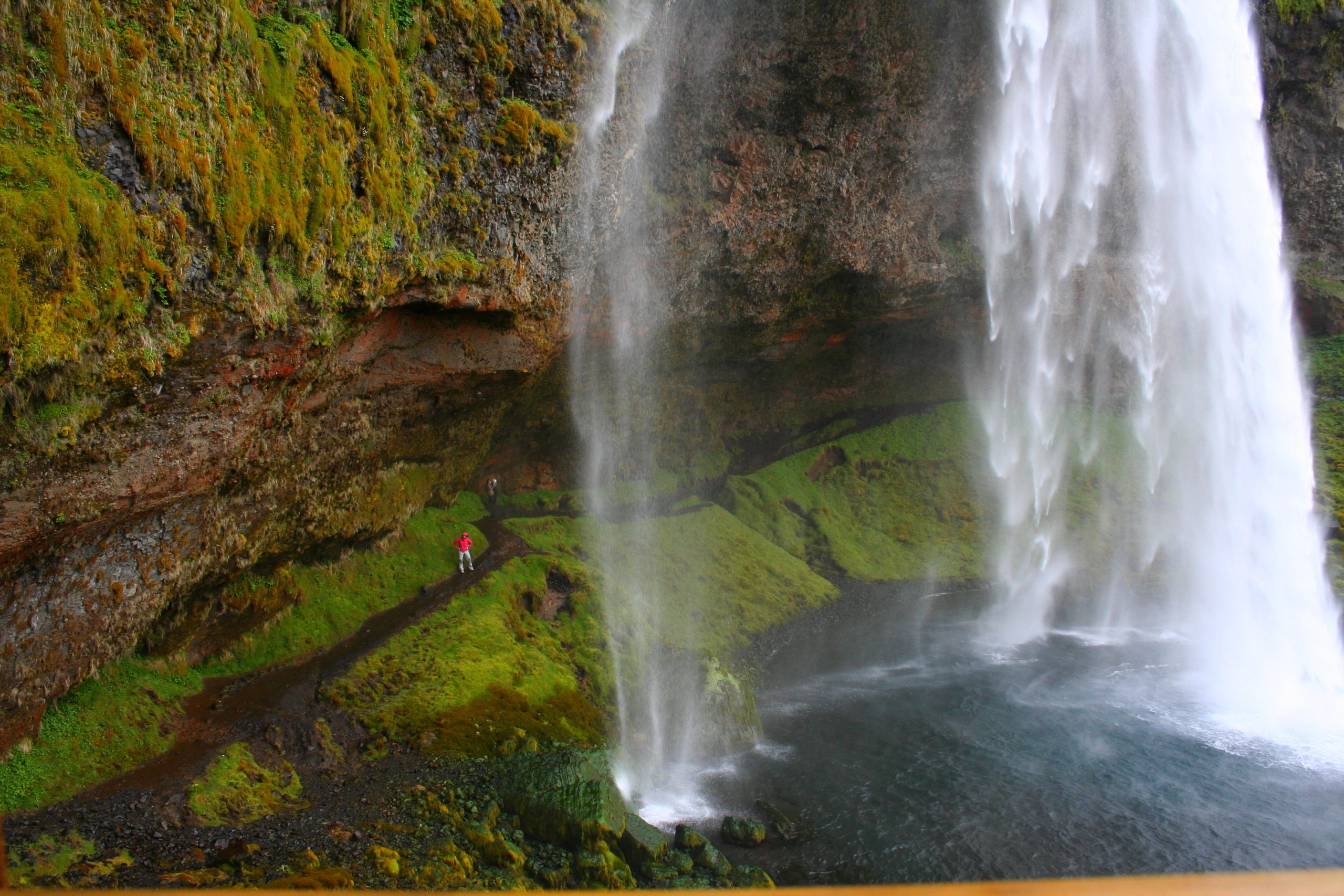 255.Seljalandfoss